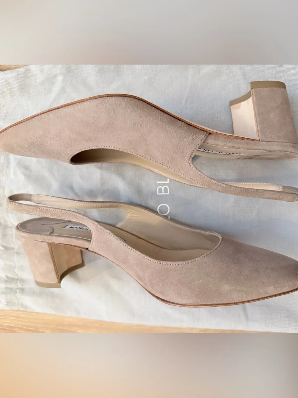 Manolo Blahnik Beige Suede Slingback Pumps